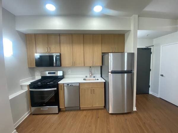 2BR/1BA Apartment on University Ave · Berkeley photo 1