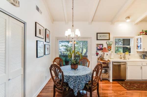 1BR/1BA Condo · Saratoga photo 3