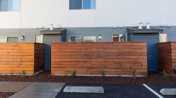 1BR/1BA Apartment on Fairfield Avenue · Fairfield photo 5