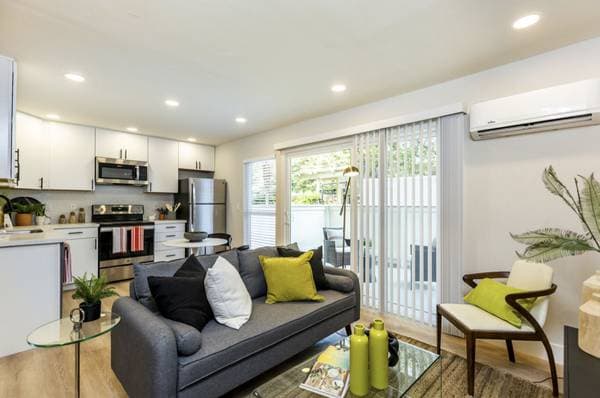 2BR/2BA Apartment on N Main Street · Walnut Creek photo 2