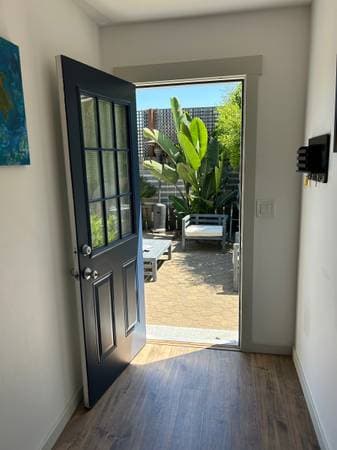 0BR/1BA Apartment · Santa Cruz photo 3