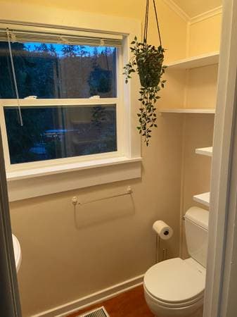 Apartments on Morelos Avenue · Forest Knolls photo 4
