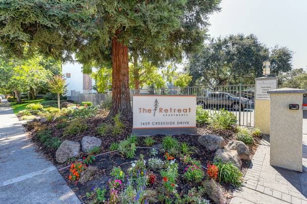 1BR/1BA Apartment on Creekside Drive · Walnut Creek photo 1