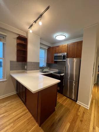 1BR/1BA Apartment · Oakland photo 1
