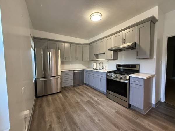 2BR/1BA Apartment · Oakland photo 1