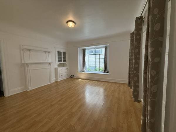 2BR/1BA Apartment · Oakland photo 4