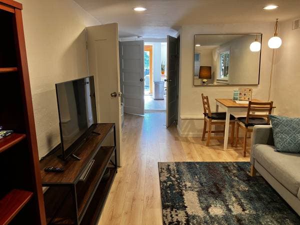 2BR/1BA Duplex · Berkeley photo 1
