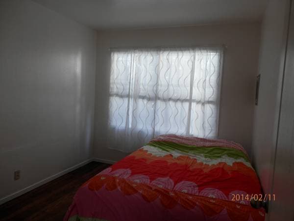 2BR/1BA Apartment · Berkeley photo 5