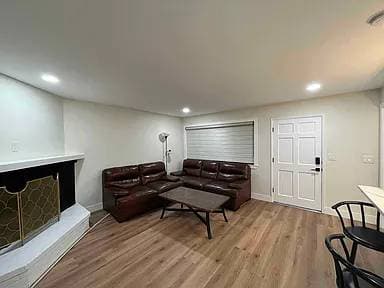 2BR/1BA Single Family House on Riverside Ave · Santa Cruz photo 2