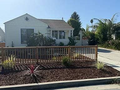 Houses on Marnell Ave · Santa Cruz photo 1