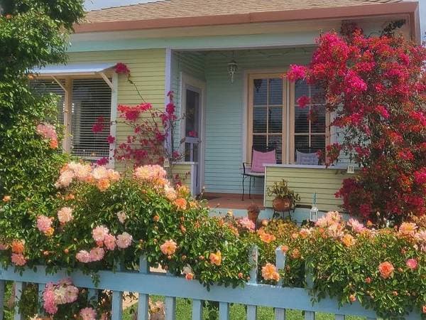 3BR/1BA Duplex on Quartz St · Santa Cruz photo 5