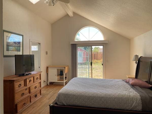 0BR/1BA In Law Adu · Santa Cruz photo 1