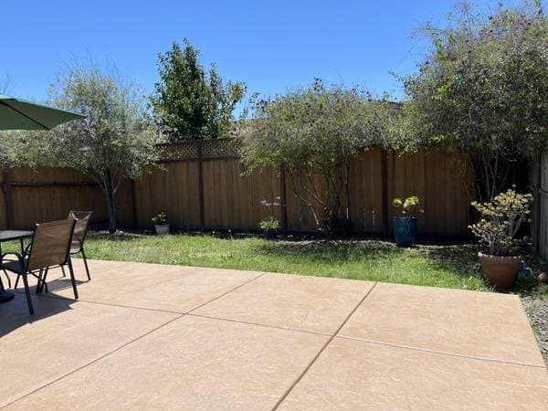 2BR/1BA Duplex on Potrero Ave · Richmond photo 5
