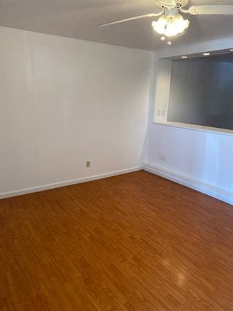 0BR/1BA Apartment · Deer Park photo 5