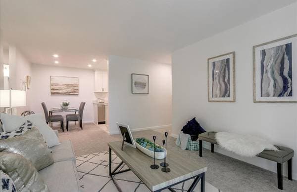 1BR/1BA Condo on Marchbanks Dr · Walnut Creek photo 2