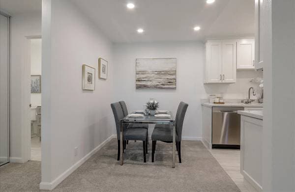 1BR/1BA Condo on Marchbanks Dr · Walnut Creek photo 3