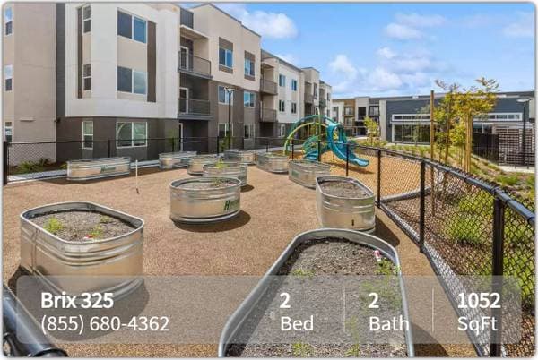 2BR/2BA Apartment on Yolanda Ave · Santa Rosa photo 2