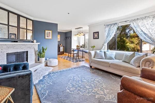 2BR/2BA Condo · San Francisco photo 2