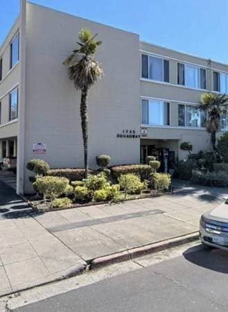 0BR/1BA Apartment on Broadway St. · Redwood City photo 1