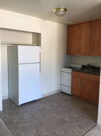 0BR/1BA Apartment on Broadway St. · Redwood City photo 3