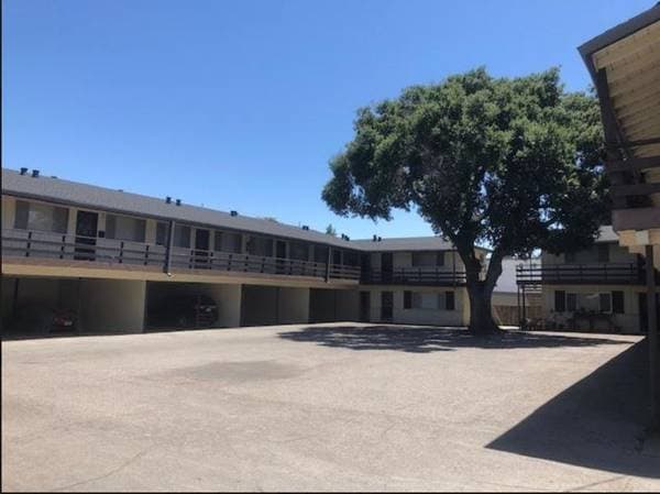 0BR/1BA Apartment on Coleman Ave. · Menlo Park photo 1