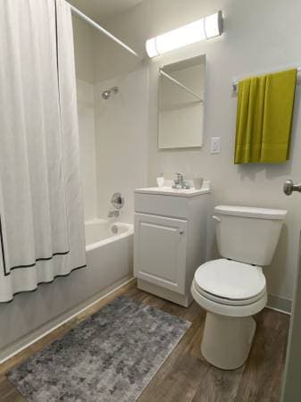 4BR/2BA Townhouse on Foxdale Loop · San Jose photo 1