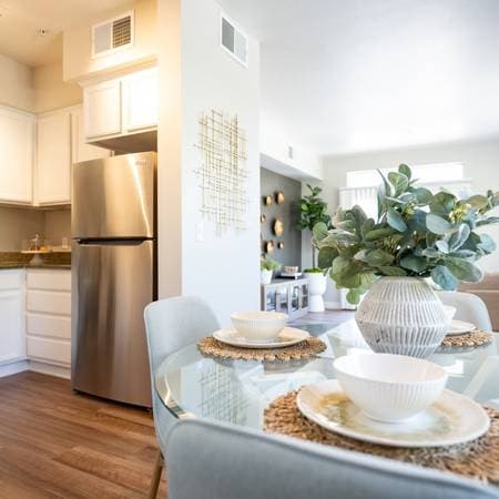 1BR/1BA Apartment on Round Barn Blvd · Santa Rosa photo 1