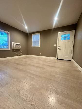 2BR/1BA Apartment on Willow Street · Concord photo 2