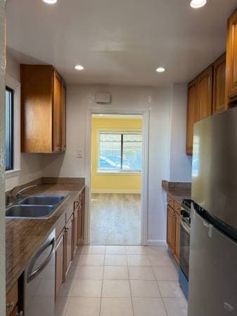 2BR/1BA Duplex on Beresford St · San Mateo photo 2