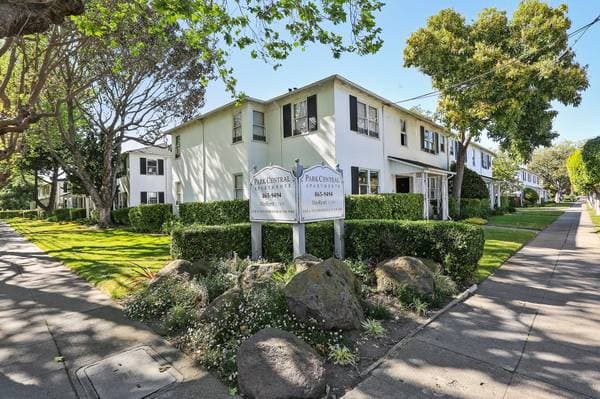 1BR/1BA Apartment · Alameda photo 1
