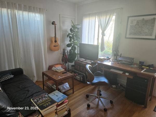 1BR/1BA Apartment · Oakland photo 2