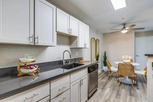 2BR/2BA Apartment on Industrial Blvd · Hayward photo 2