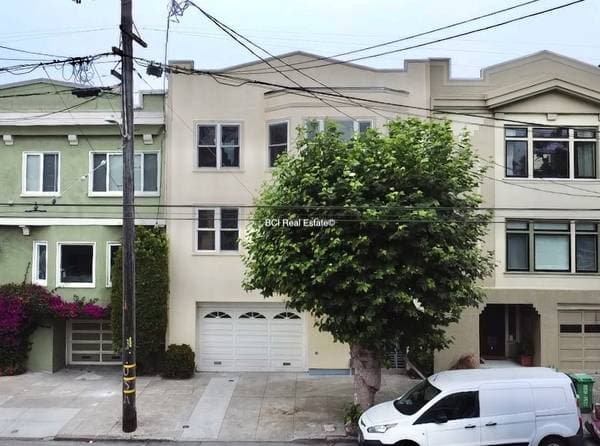 3BR/2BA Apartment · San Francisco photo 1