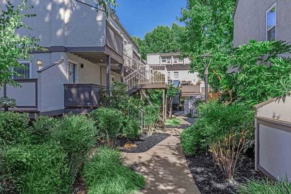 1BR/1BA Apartment on Contra Costa Boulevard · Pleasant Hill photo 5