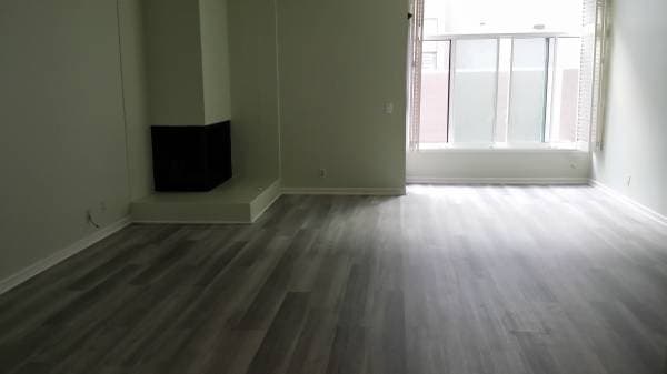 2BR/2BA Condo on Hayward Ave · San Mateo photo 2