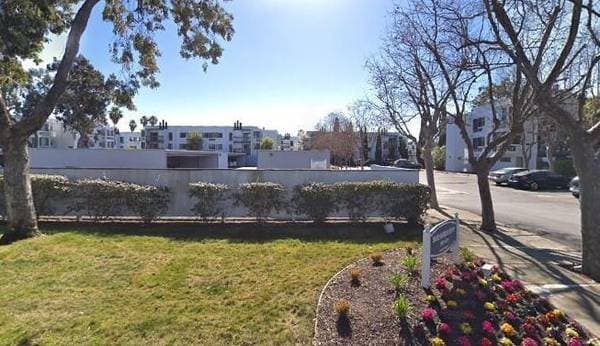 3BR/2BA Condo on Beach Park Blvd. · San Mateo photo 1
