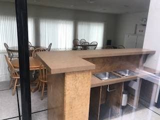 3BR/2BA Condo on Beach Park Blvd. · San Mateo photo 4