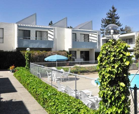 1BR/1BA Apartment on Pennsylvania · Fremont photo 1