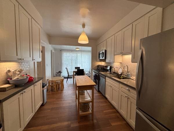 2BR/2BA Apartment on 5th Ave · San Francisco photo 1