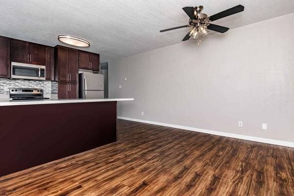 1BR/1BA Apartment on Central Avenue · Fremont photo 5