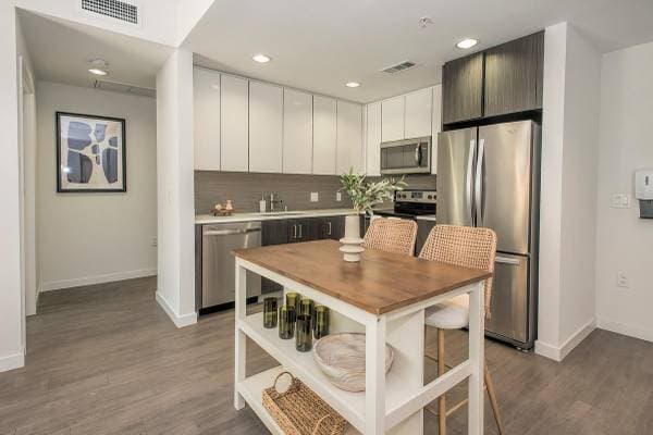 1BR/1BA Apartment on Golden Gate · Dublin photo 5