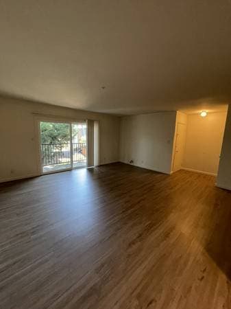 2BR/1BA Apartment on Yulupa Avenue · Santa Rosa photo 2