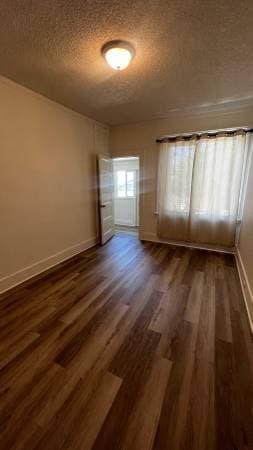 3BR/1BA Apartment · Oakland photo 5