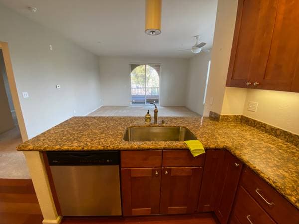 1BR/1BA Condo on Fruitdale Avenue · San Jose photo 4