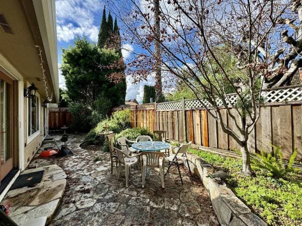 4BR/2BA Single Family House on Park Ave · Santa Clara photo 3