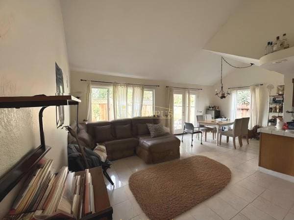 4BR/2BA Single Family House on Park Ave · Santa Clara photo 4