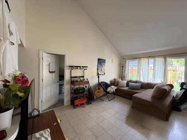 4BR/2BA Single Family House on Park Ave · Santa Clara photo 5