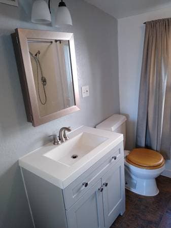 1BR/1BA Single Family House · Oakland photo 2