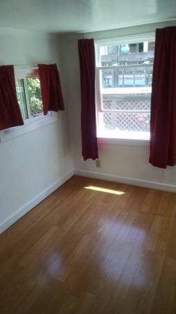 1BR/1BA Single Family House · Oakland photo 4