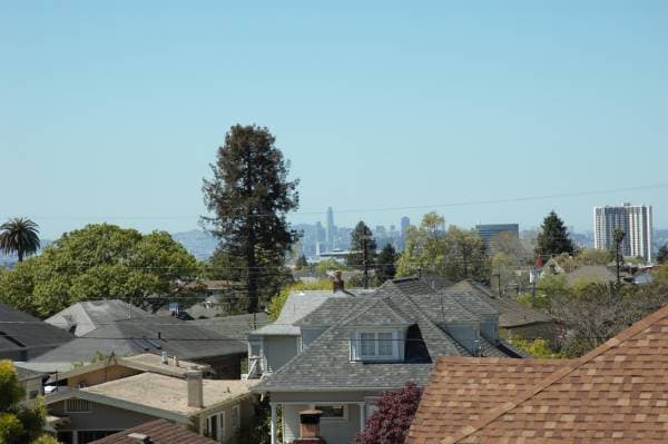 4BR/3BA Townhouse · Berkeley photo 1